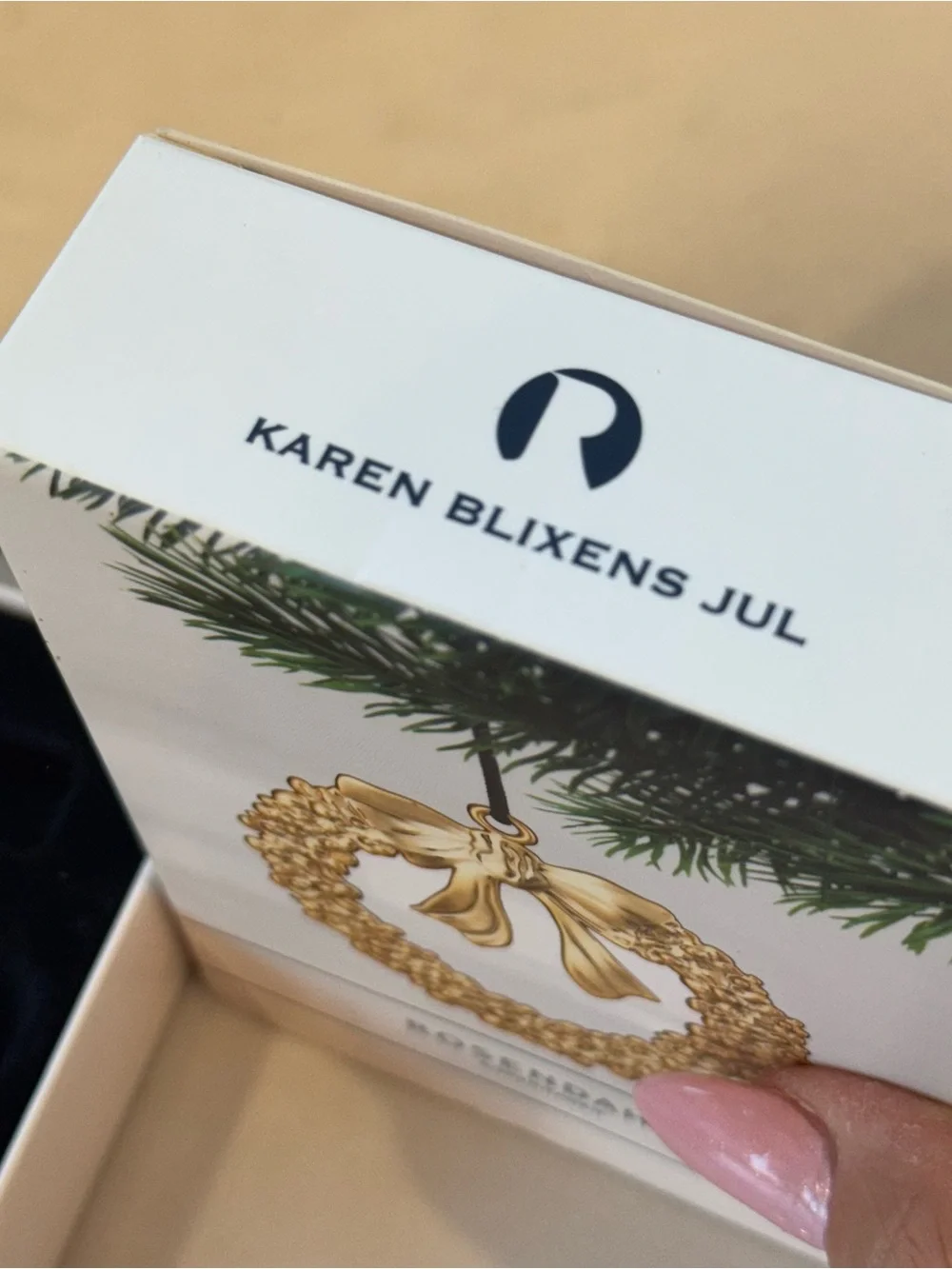 Gold Tone Ribbon Christmas Wreath Metal Ornament Karen Blixens Jul Elegant